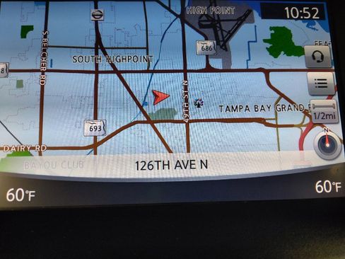 Used 2017 Nissan Pathfinder Platinum w/ Family Entertainment Package image 25