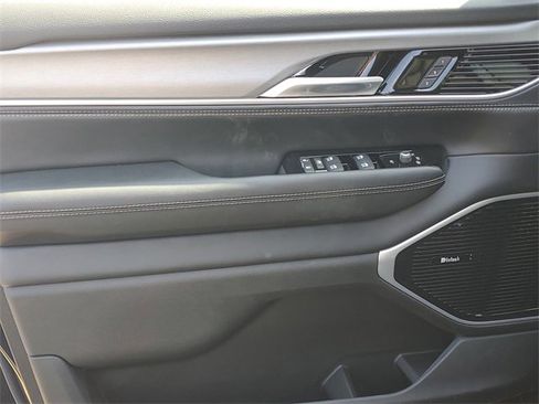 New 2026 Jeep Grand Wagoneer Limited image 17