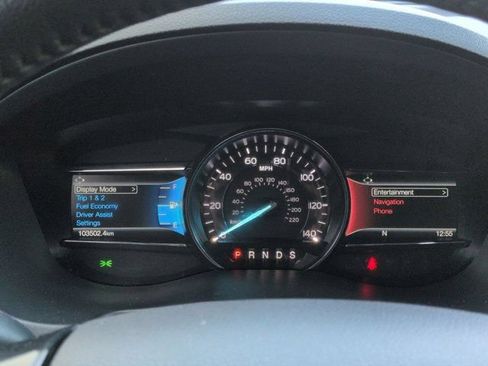 Used 2019 Ford Explorer XLT w/ XLT Sport Appearance Package AWD/4WD image 10