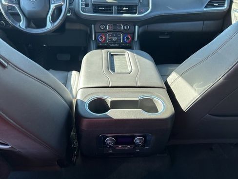 Used 2022 Chevrolet Tahoe Z71 w/ Luxury Package image 29