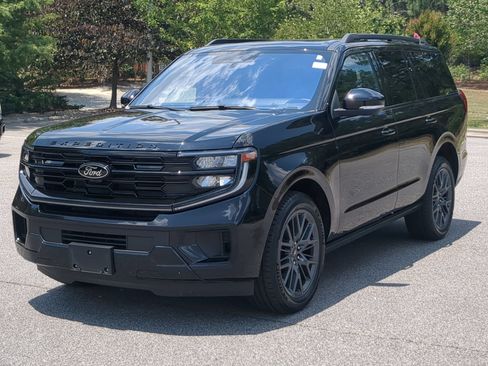 Used 2025 Ford Expedition Platinum w/ Stealth Performance Package AWD/4WD image 8