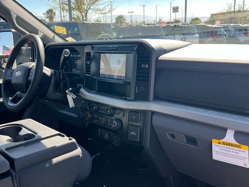New 2026 Ford F350 XLT w/ FX4 Off-Road Package AWD/4WD image 14