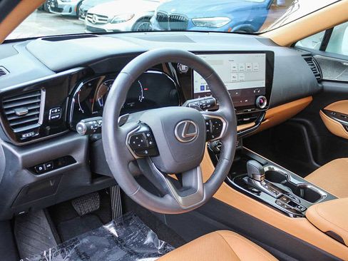 Used 2024 Lexus NX 350 Luxury image 17