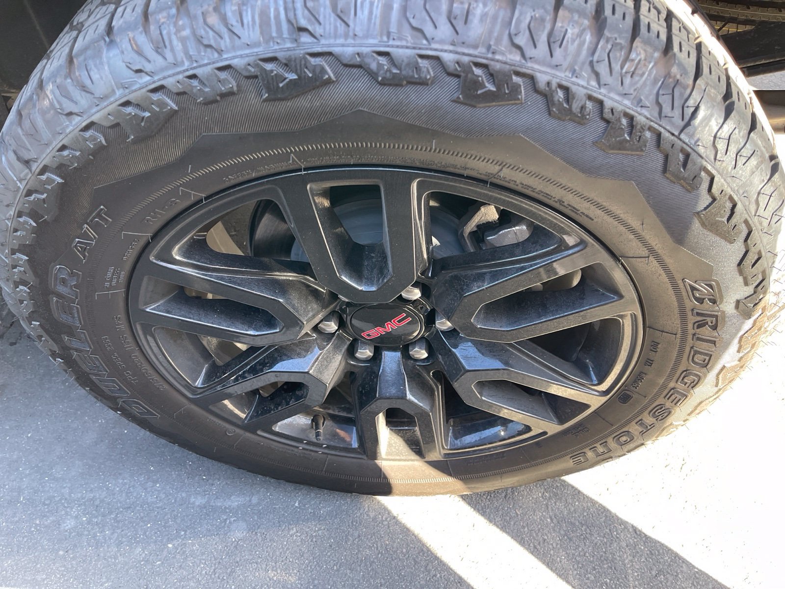 Used 2026 GMC Sierra 1500 Elevation AWD/4WD image 3