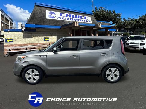 Used 2016 Kia Soul w/ Convenience Package FWD image 3