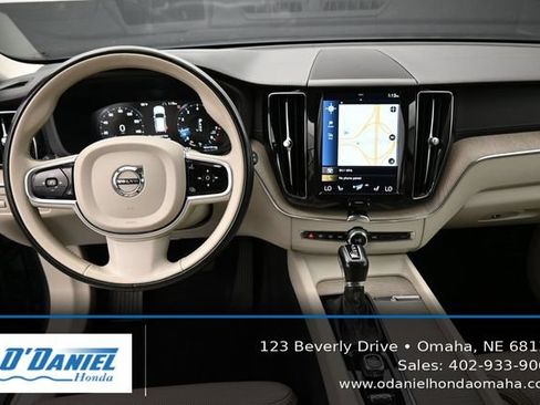 Used 2018 Volvo XC60 T5 Inscription AWD/4WD image 26