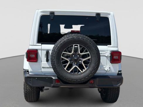New 2026 Jeep Wrangler Unlimited Sahara AWD/4WD image 5