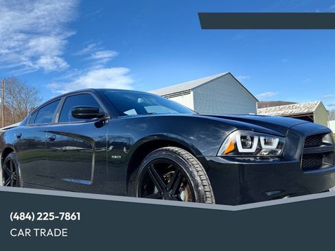 Used 2013 Dodge Charger R/T image 1