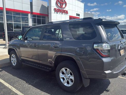 Used 2023 Toyota 4Runner SR5 AWD/4WD image 3