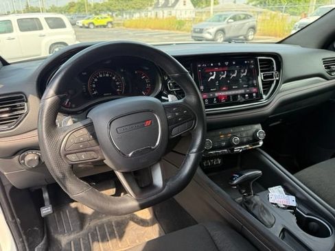 Used 2025 Dodge Durango GT AWD/4WD image 15