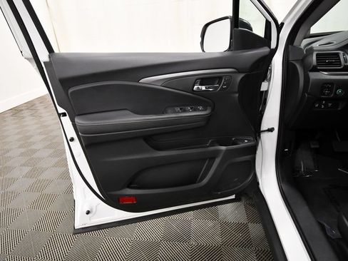 Certified 2023 Honda Ridgeline RTL image 13