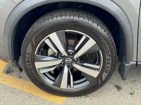 Used 2021 Nissan Rogue SL w/ Premium Package AWD/4WD image 10