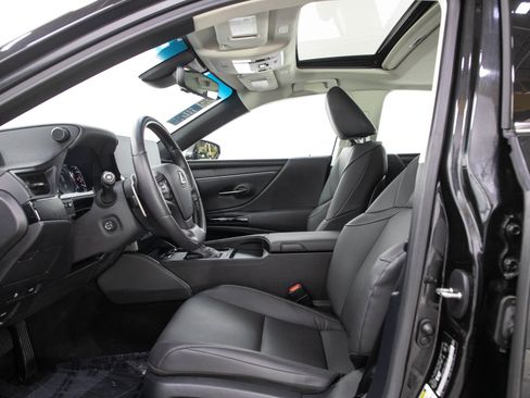 Used 2025 Lexus ES 300h FWD image 22