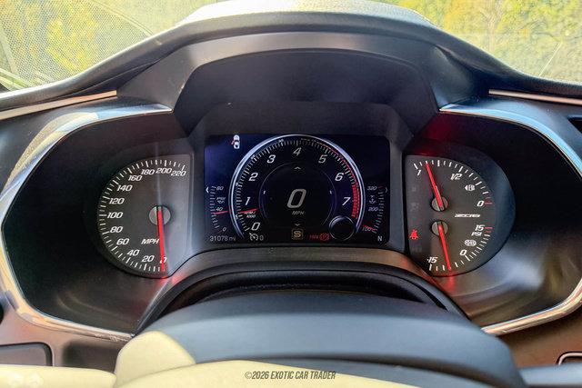 Used 2015 Chevrolet Corvette Z06 w/ Z07 Performance Package RWD image 21