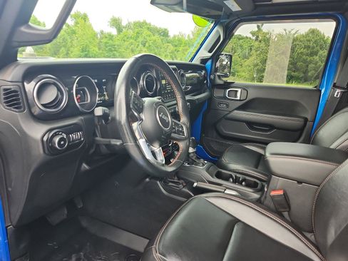 Used 2021 Jeep Wrangler Unlimited Rubicon w/ Trailer Tow Package AWD/4WD image 13