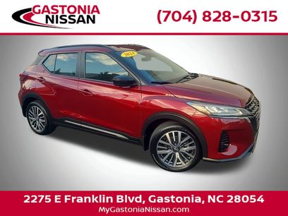 Used 2024 Nissan Kicks SR
