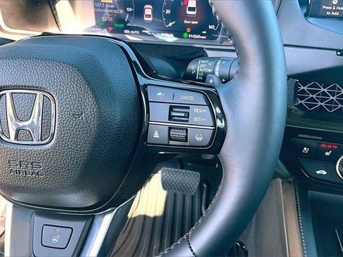 Certified 2025 Honda Accord Touring image 12