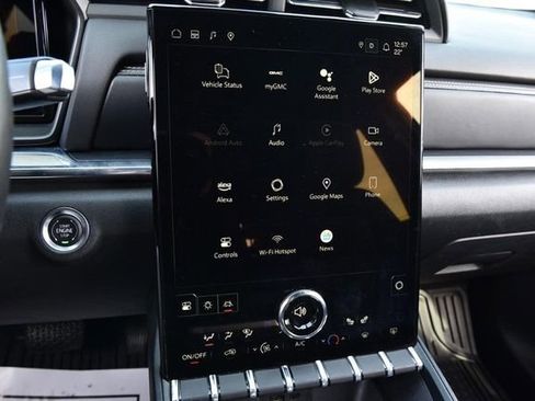 Used 2025 GMC Terrain Elevation image 14