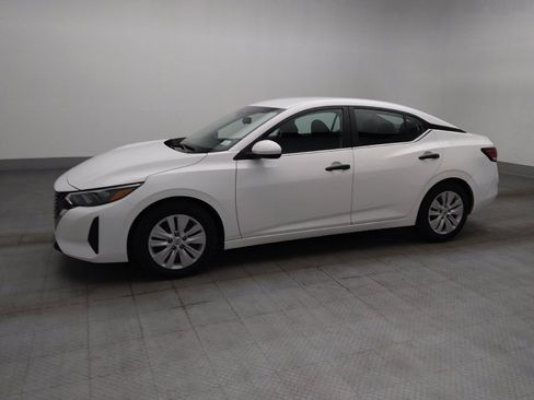 Used 2024 Nissan Sentra S FWD image 2