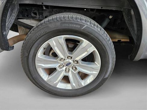 Used 2020 Ford F150 Platinum w/ Equipment Group 701A Luxury image 24