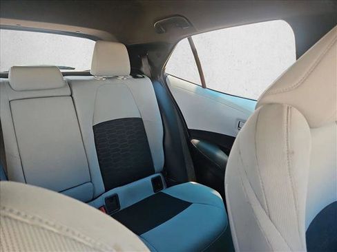 Used 2019 Toyota Corolla SE w/ SE Option Package FWD image 7