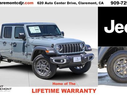 New 2025 Jeep Gladiator Sport