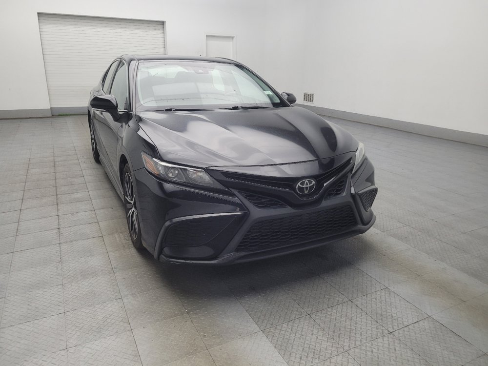 Used 2022 Toyota Camry SE FWD image 13