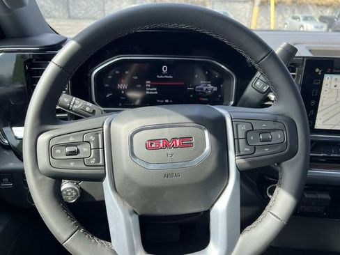 New 2026 GMC Sierra 1500 Elevation image 18