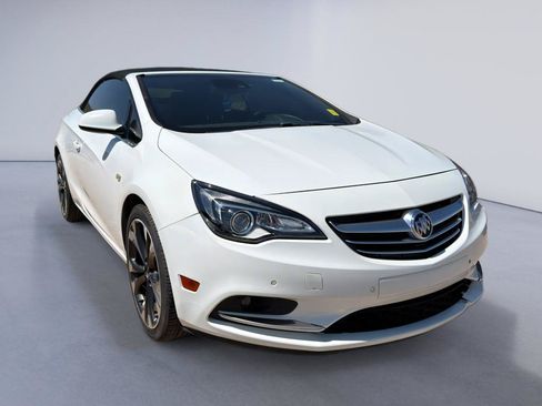 Used 2018 Buick Cascada Premium FWD image 1