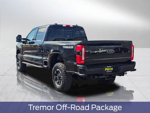 New 2025 Ford F350 XLT w/ Black Appearance Package image 4