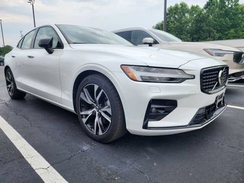 Certified 2025 Volvo S60 B5 Core AWD/4WD image 1