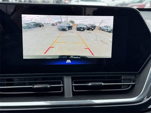 Certified 2025 Chevrolet Trax RS w/ Driver Confidence Package image 15