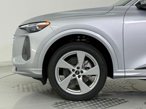 New 2025 Audi Q5 Premium Plus image 12