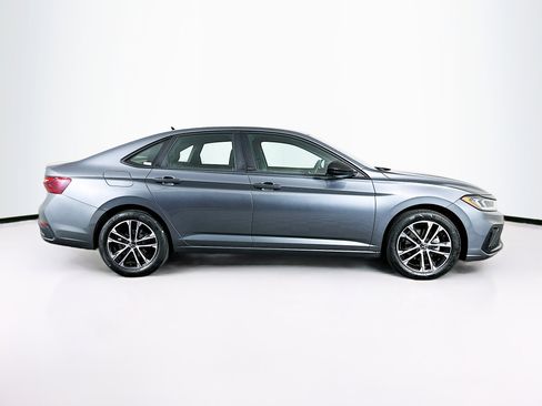 Used 2025 Volkswagen Jetta Sport FWD image 10