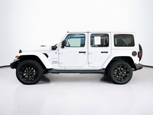 Used 2024 Jeep Wrangler Sahara w/ Technology Group image 4