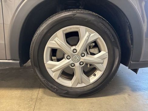 Certified 2024 Honda HR-V LX image 11