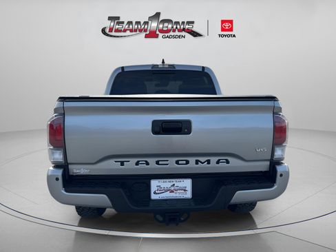 Used 2023 Toyota Tacoma TRD Off-Road w/ TRD Premium Off Road Package image 9