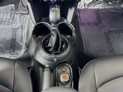 Used 2015 MINI Cooper 2-Door Hardtop image 17