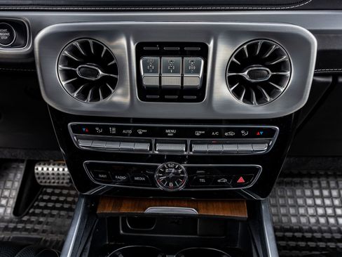 Used 2024 Mercedes-Benz G 63 AMG 4MATIC image 23