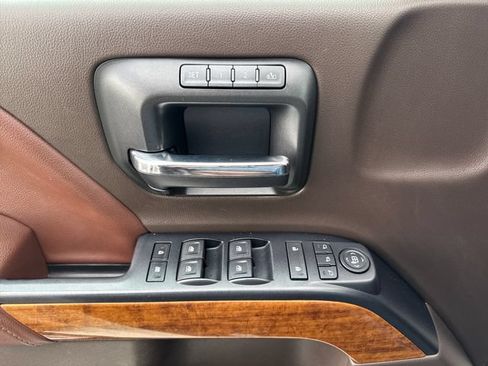 Used 2014 Chevrolet Silverado 1500 High Country w/ High Country Premium Package AWD/4WD image 11