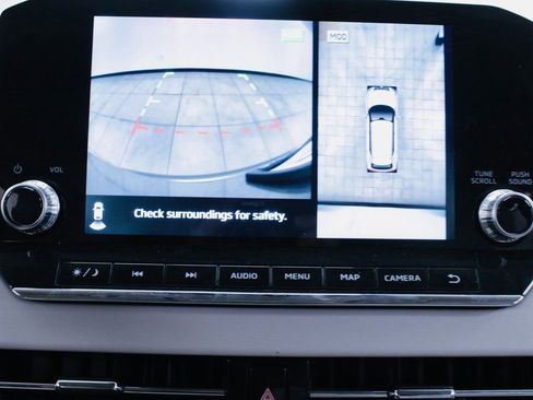 Used 2023 Mitsubishi Outlander SEL image 15