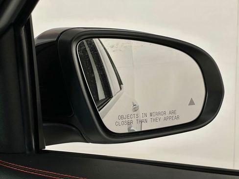 Used 2022 Mercedes-Benz GLB 35 AMG 4MATIC image 23