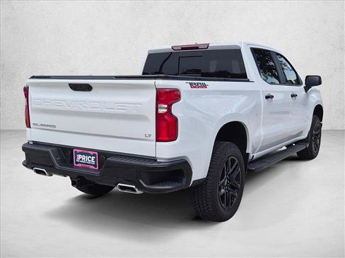 Used 2025 Chevrolet Silverado 1500 LT Trail Boss w/ Convenience Package II AWD/4WD image 5