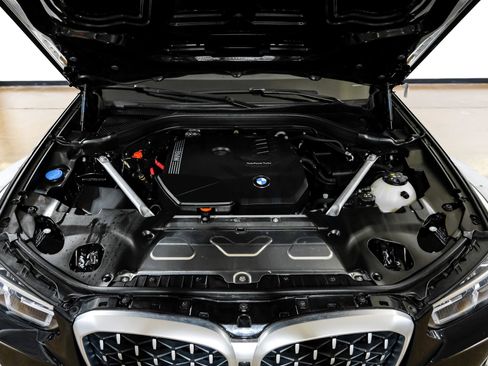 Used 2024 BMW X4 xDrive30i image 53