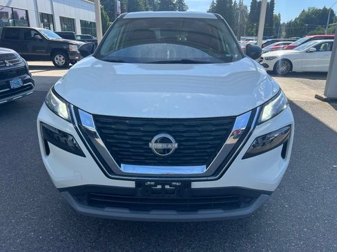 Used 2023 Nissan Rogue S AWD/4WD image 3