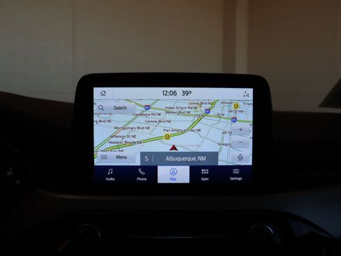 Used 2020 Ford Escape SE image 27