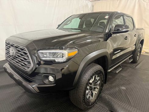 Certified 2023 Toyota Tacoma TRD Off-Road image 1