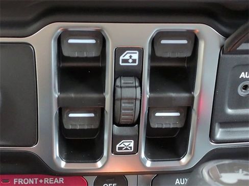 New 2026 Jeep Wrangler Unlimited Rubicon w/ Safety Group image 23