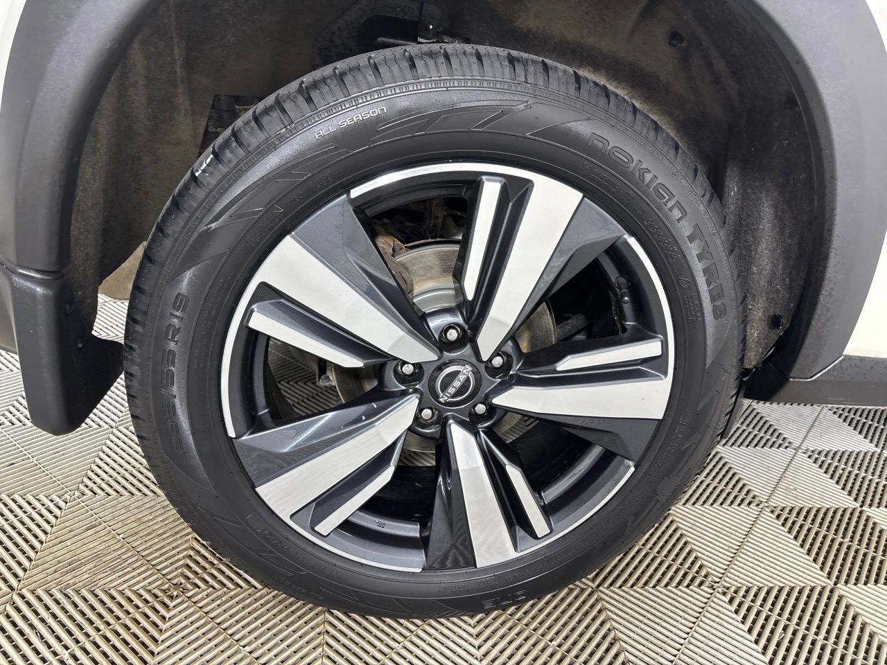 Used 2023 Nissan Rogue SL w/ SL Premium Package AWD/4WD image 36