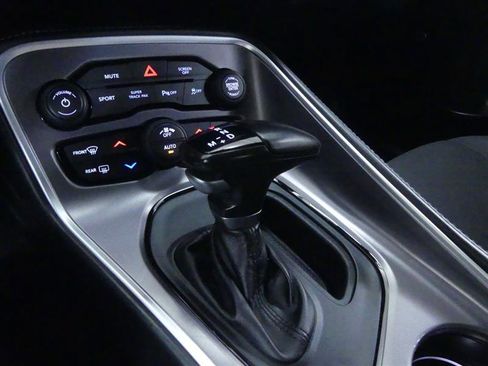 Used 2022 Dodge Challenger GT image 15